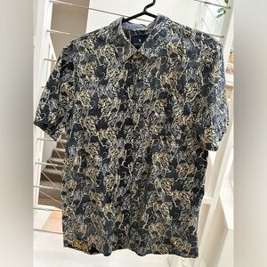 Roark tiger party shirt men’s L